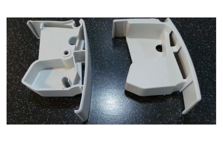 Thule Omnistor&nbsp;4900 Frontblendenendkappensatz silber